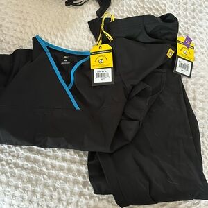 NWT WonderWink scrub set, size XS